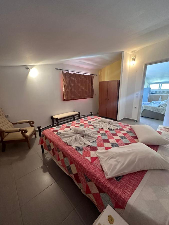 Rainbow Apartments Kalamaki  Luaran gambar